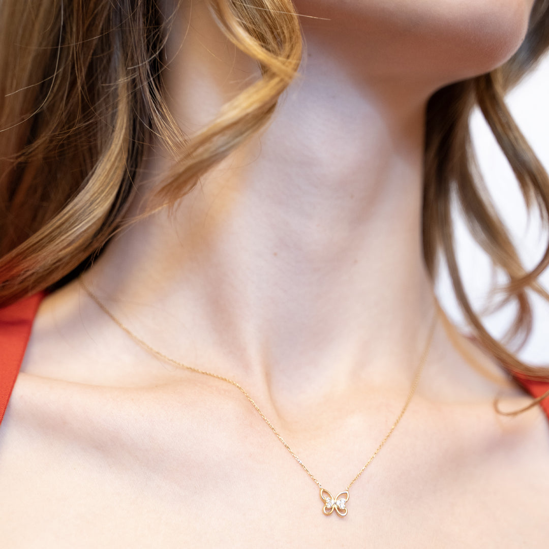 14 Ayar Altın Kelebek Motifli Kolye