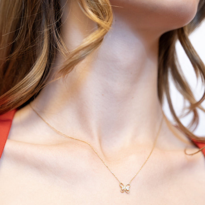 14 Ayar Altın Kelebek Motifli Kolye