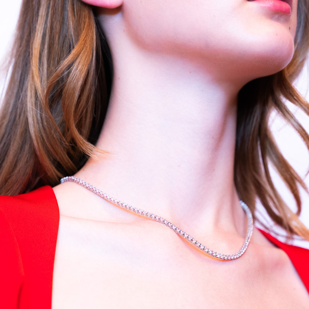 14 Ayar Altın Pırlanta Montürlü Su Yolu Kolye