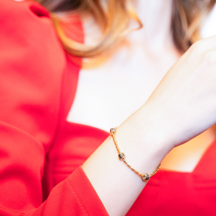 14 Ayar Altın Dorika Küp Detaylı Bileklik