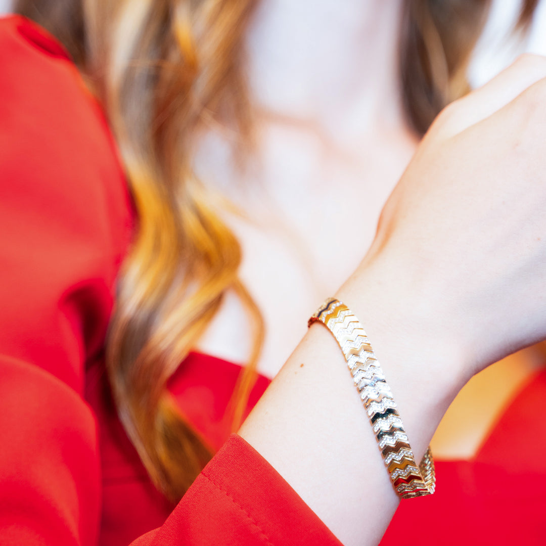 14 Ayar Altın Işıltılı Zikzak Desenli Bileklik